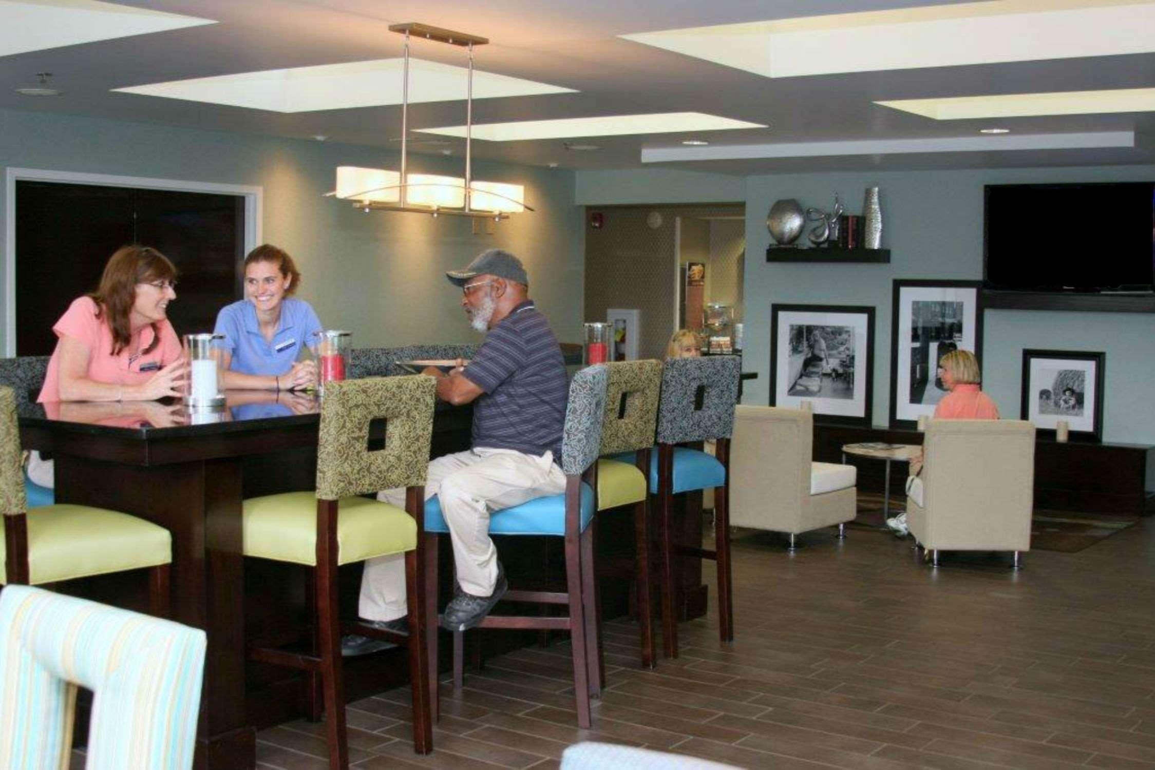 Hampton Inn Уилиямстън Екстериор снимка